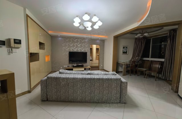 上海早晨精装好房 超低密度 交通便利 南北通透 临地铁