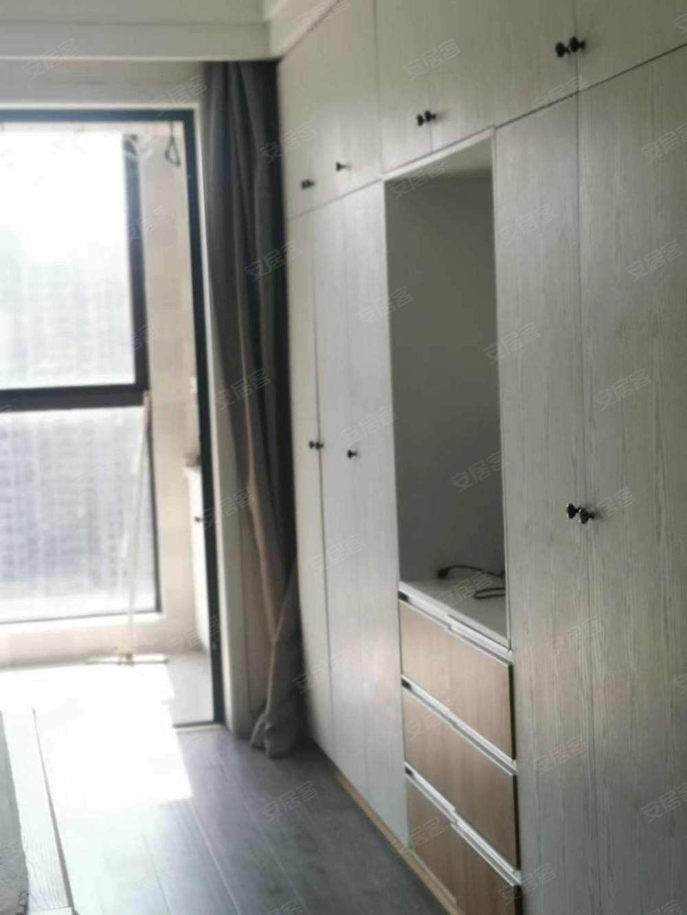 天怡御珑湾1室1厅1卫59㎡南北35万