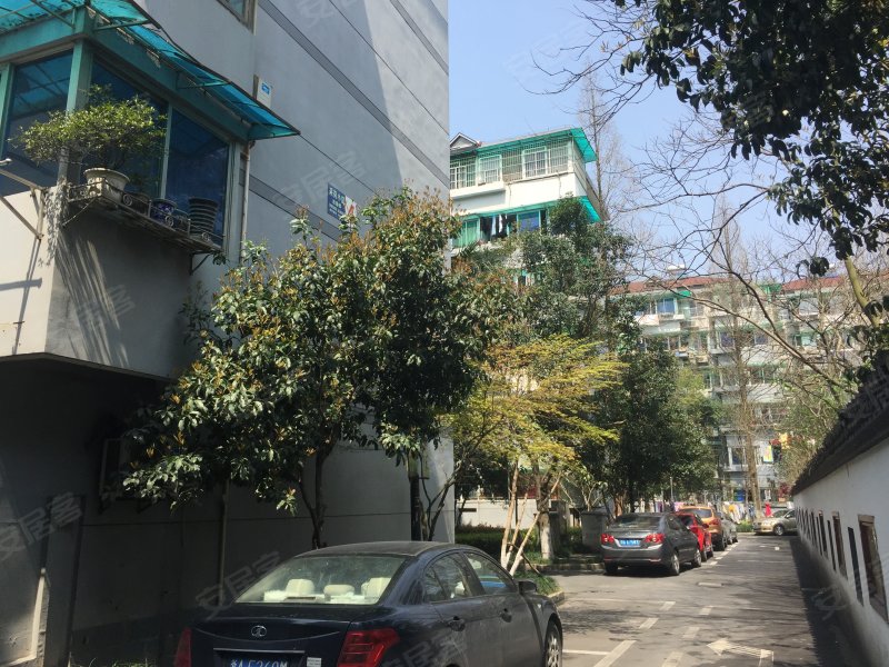采荷小区洁莲邨