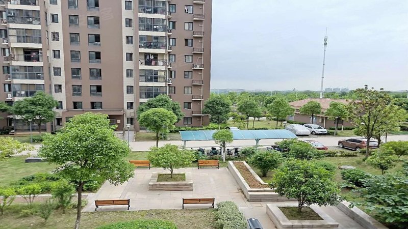 左岭新城三社区