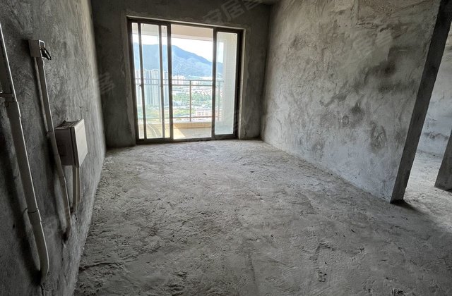 鸿益幸福湖畔3室2厅109㎡93万二手房图片