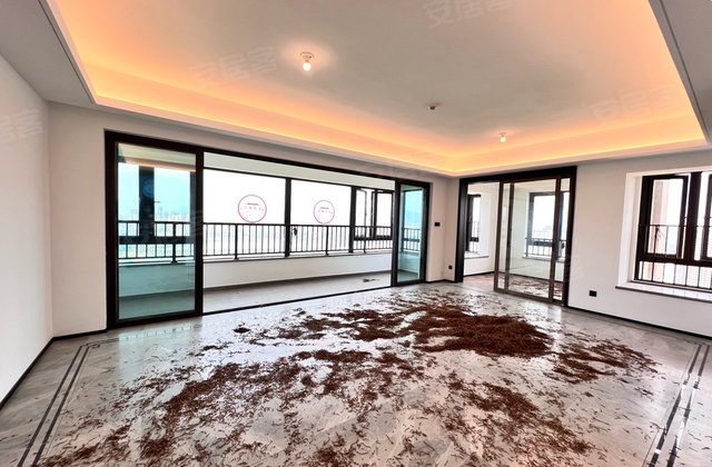 建发玉湖壹号4室2厅143.22㎡313万二手房图片