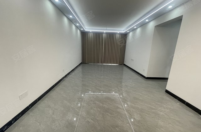 国鼎中央公园3室2厅119㎡61.8万二手房图片