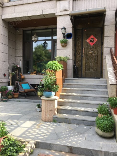 嘉利华府庄园别墅