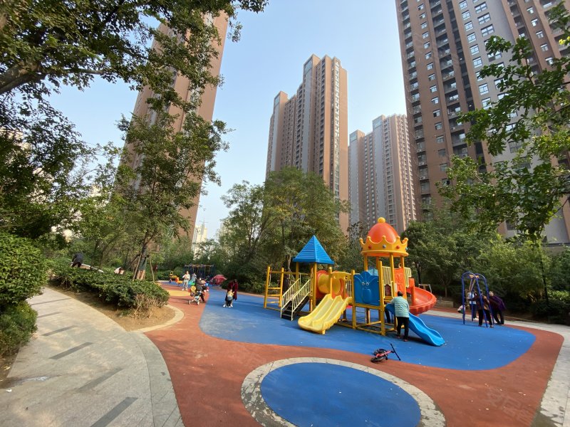 绿都紫荆华庭雅园