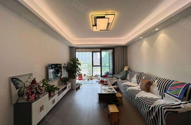 建发御璟湾(东区)4室2厅128.59㎡138万二手房图片