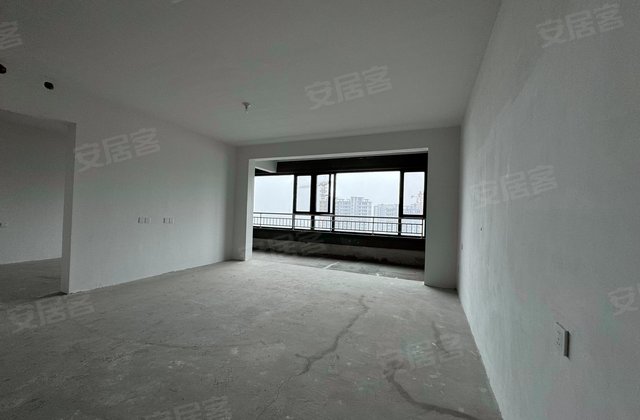 凯龙海悦外滩3室2厅138㎡105万二手房图片