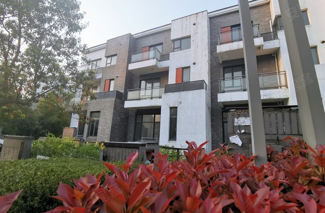 昆山房产网>昆山小区>巴城小区>通澄小区>品院(别墅)>