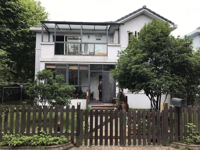 康桥半岛(1177弄别墅) 