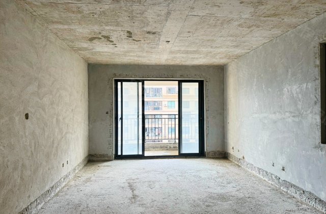 海秀花园3室2厅124.38㎡160万二手房图片