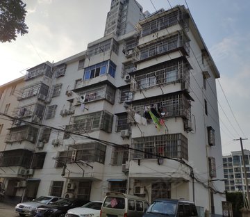 长江西路818号小区