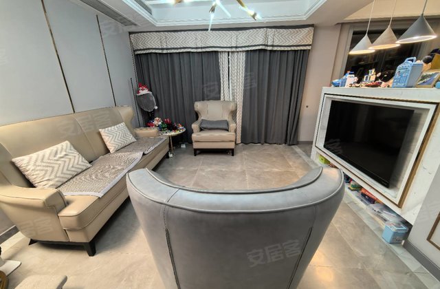 滨江春江月3室2厅105㎡138万二手房图片