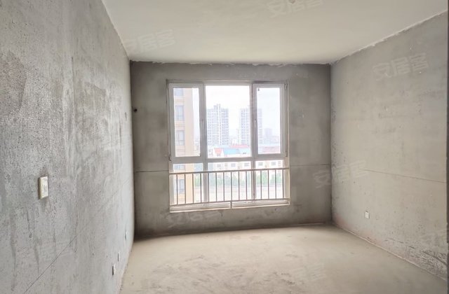 津城佳苑(东区1-8号)4室2厅170㎡92万二手房图片