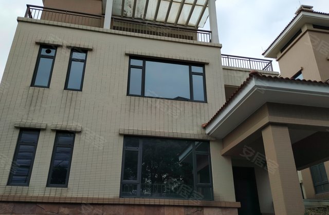 三期别墅)2012年建造共3层南北274﹐5室2厅4卫465万,小榄阳光美加别墅