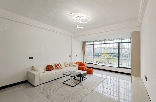 银禧花园4室2厅135㎡33.8万二手房图片