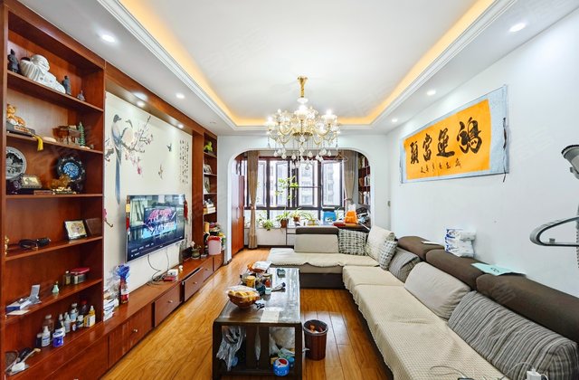 国兴北岸江山(东区)3室2厅110.2㎡141万二手房图片