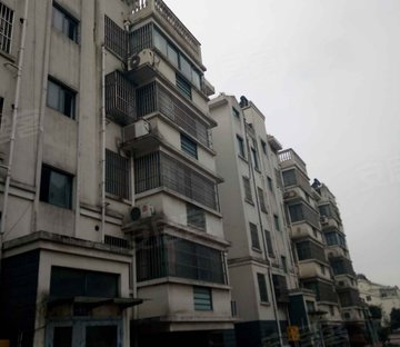 东华园 顶 南北通透 平阳光房,有储藏室,外梯,东