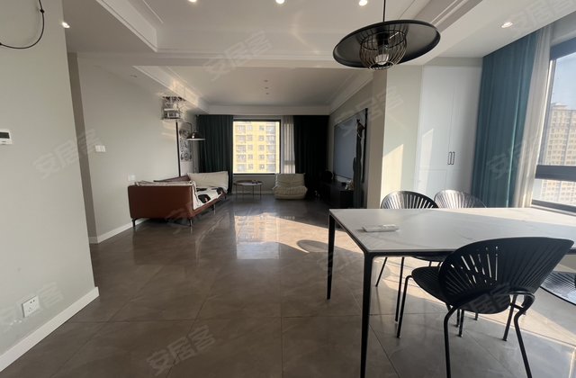 御湖豪庭3室2厅142㎡109万二手房图片