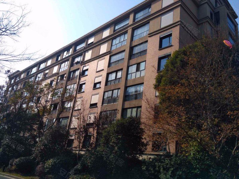 朗诗绿岛(公寓住宅) 