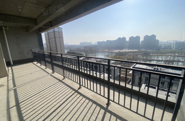 万达天鹅湖4室2厅159㎡88万二手房图片