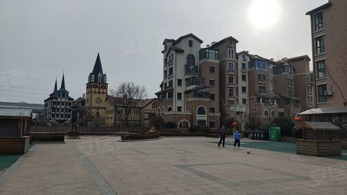 天一畔城波尔卡小镇