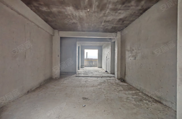 西龙嘉苑3室2厅134㎡46万二手房图片