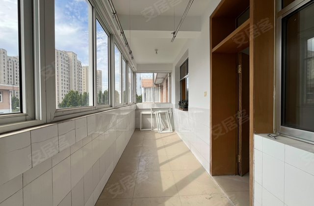 昌盛花园一期3室2厅127㎡24.8万二手房图片