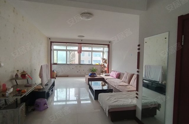 龙馨佳苑2室1厅106㎡55万二手房图片