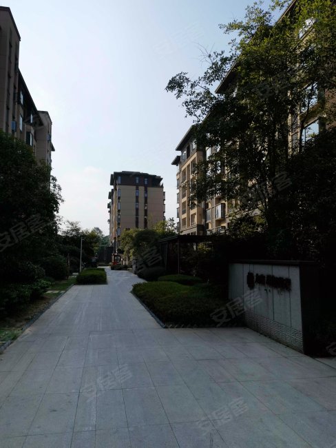 力高君御世家3室2厅2卫房东直卖