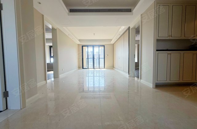 金茂逸墅3室2厅112.9㎡196万二手房图片