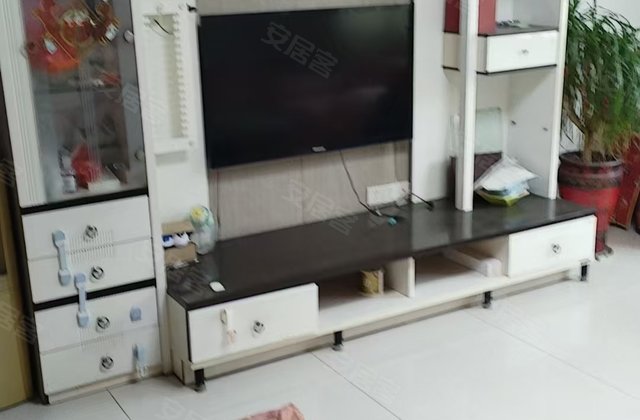南街小区4室2厅176㎡36.8万二手房图片
