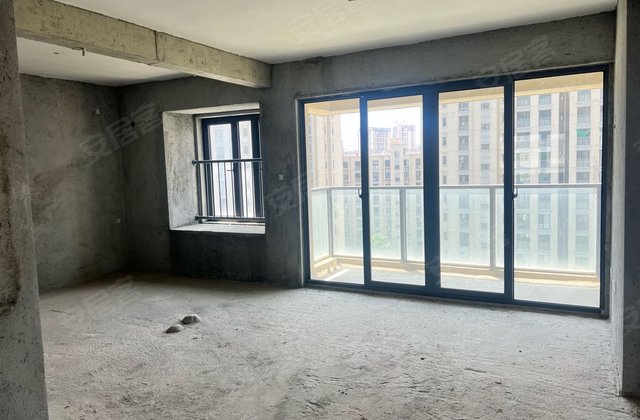 宝龙世家(新塘)3室2厅112.12㎡95万二手房图片