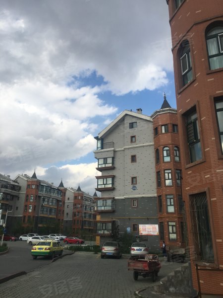 维斯特世纪花园二期,温泉东路-乌鲁木齐维斯特世纪花园二期二手房