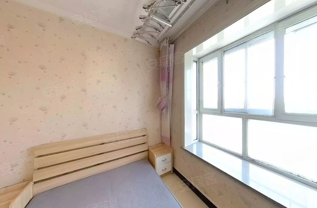 喀什阳光小区B区3室2厅105.68㎡50万二手房图片