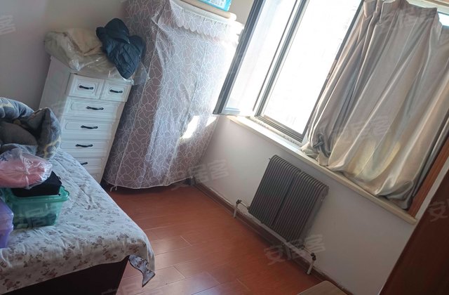 凌秀小区1室1厅40.41㎡30万二手房图片