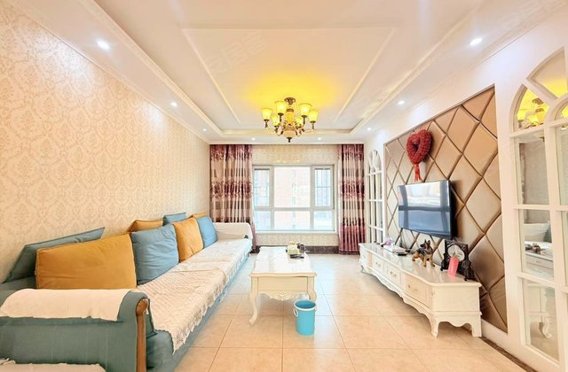 玖诚领域3室2厅104.39㎡55.8万二手房图片