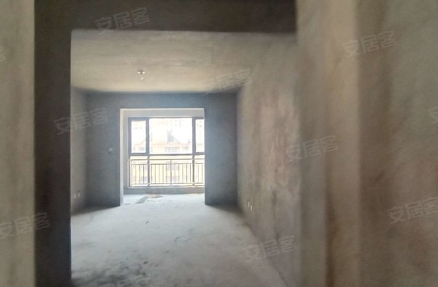 远大天鹅堡3室2厅128㎡65万二手房图片