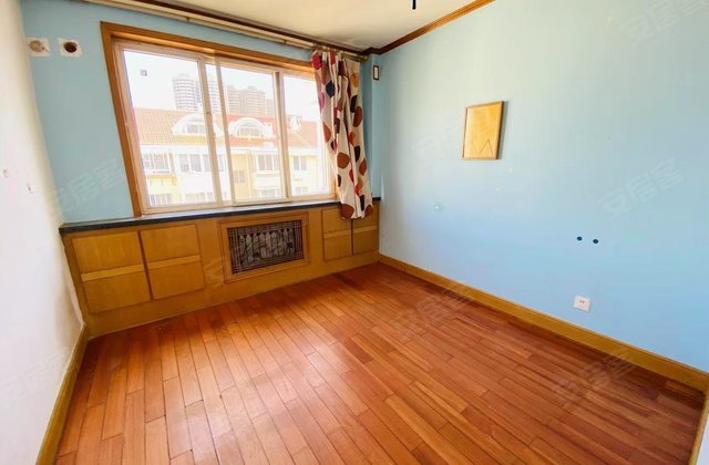 东方花园新村4室2厅71㎡129万二手房图片