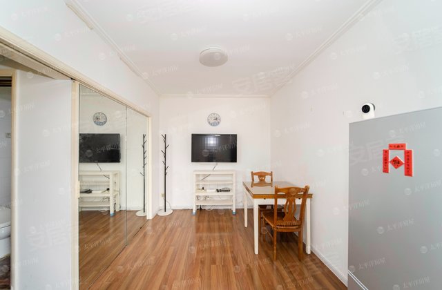 田林十四村2室1厅48.46㎡300万二手房图片