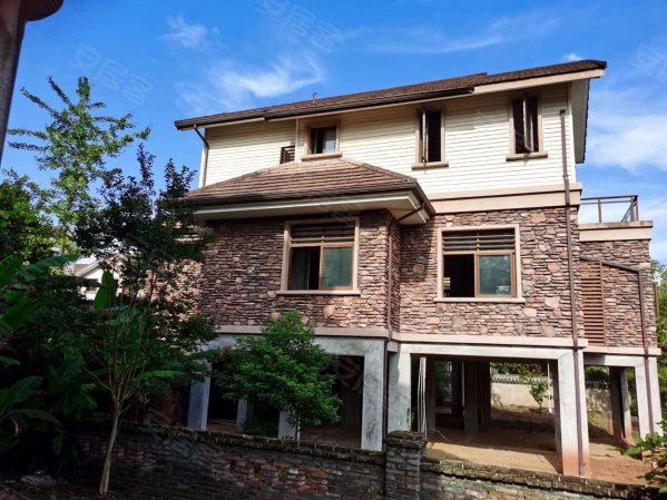 武夷水庄独幢别墅赠送1亩大面积花园绿地使用面积1亩多,武夷山墅二手