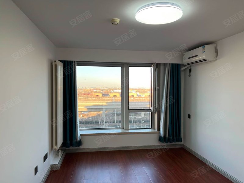 蓝庭国际2室1厅2卫