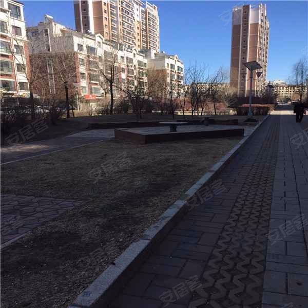 东城领秀华彩园