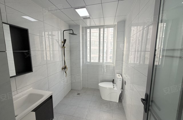 半岛帝城3室2厅140㎡49万二手房图片