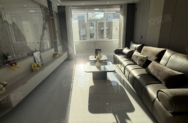 市建委小区2室1厅95㎡32.8万二手房图片