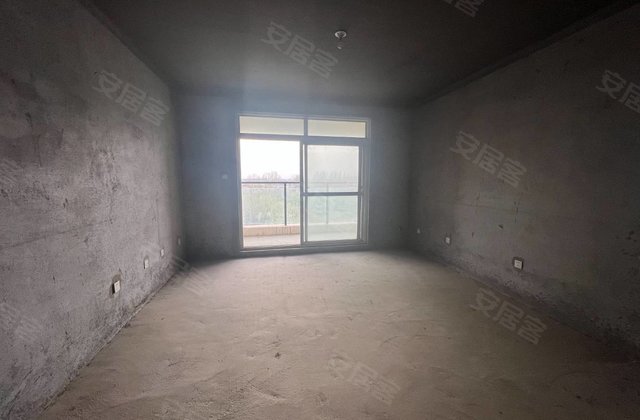 幸福小镇(C区)3室2厅123.5㎡68万二手房图片