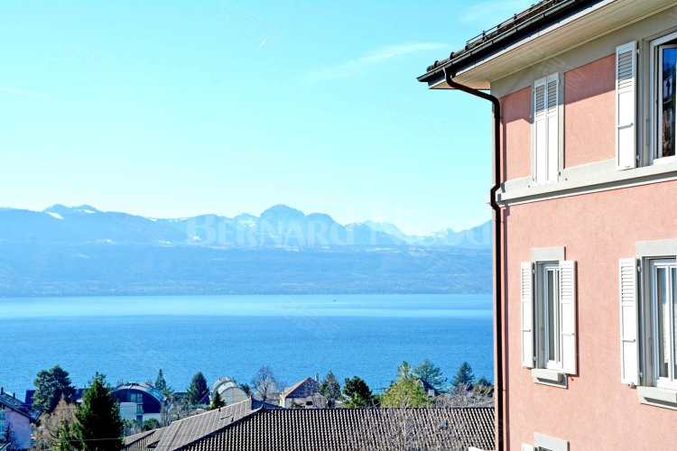 瑞士约¥1581万后一套公寓可用二手房公寓图片