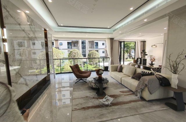 君烨云鹭洲4室2厅120㎡66.8万二手房图片