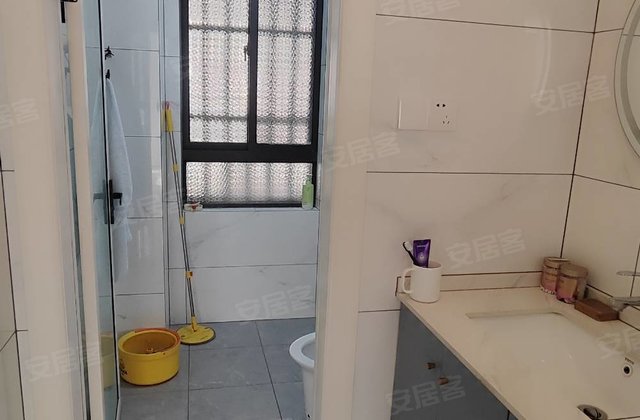 天一华侨城3室2厅103㎡59.8万二手房图片