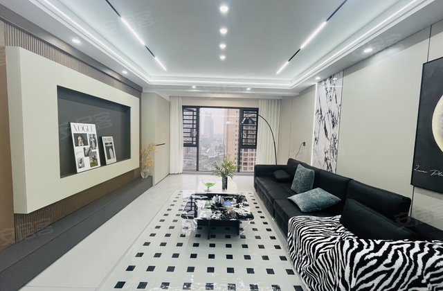 急售！！鹤鸣洲旁天星阁 实验双卡 品质装修 楼层好 生活方便