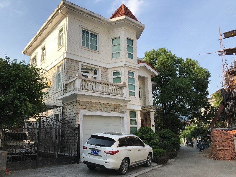 居住主题公园丹枫白鹭(别墅)